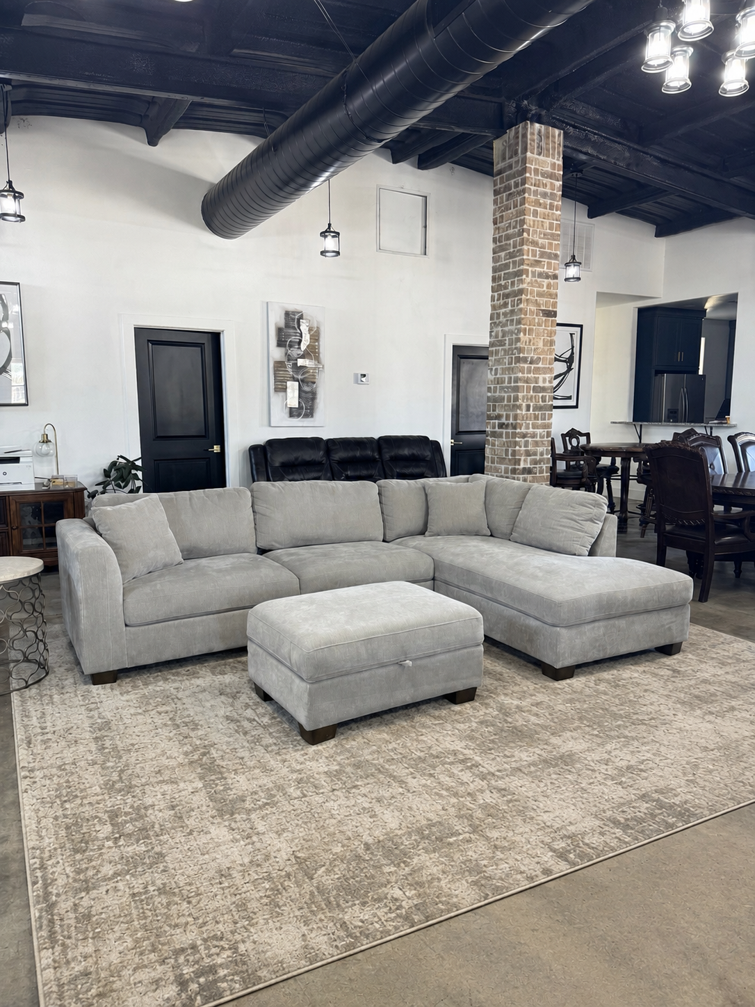 Thomasville Light Grey Sectional with Storage Ottoman